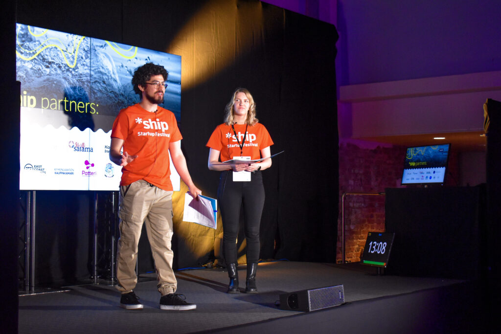 Juontajat *ship Startup Festivaalilla